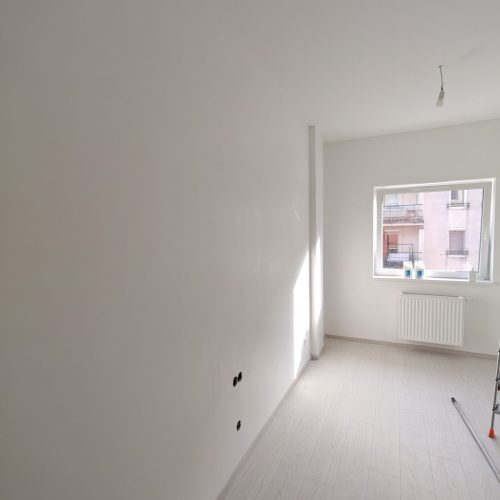 Gyöngyfehér falfestés nappaliban