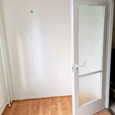 Panel lakás tisztasági festése + mázolása